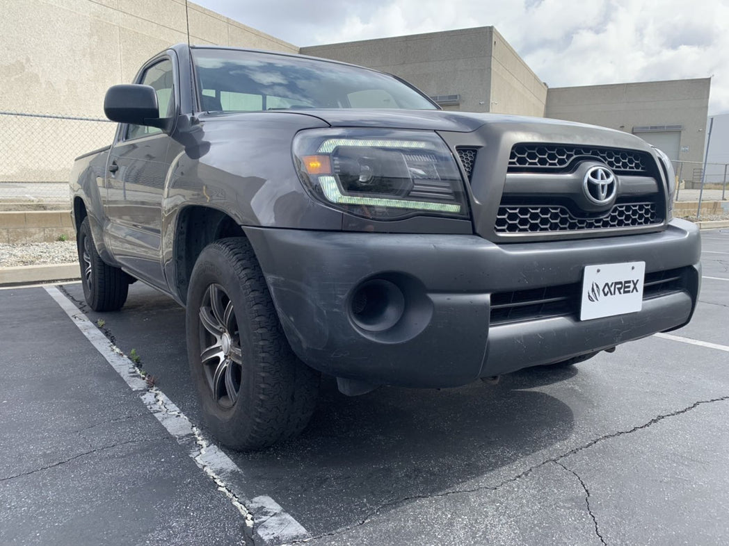 05-11 Toyota Tacoma LUXX-Series LED Projector Headlights Chrome | AlphaRex
