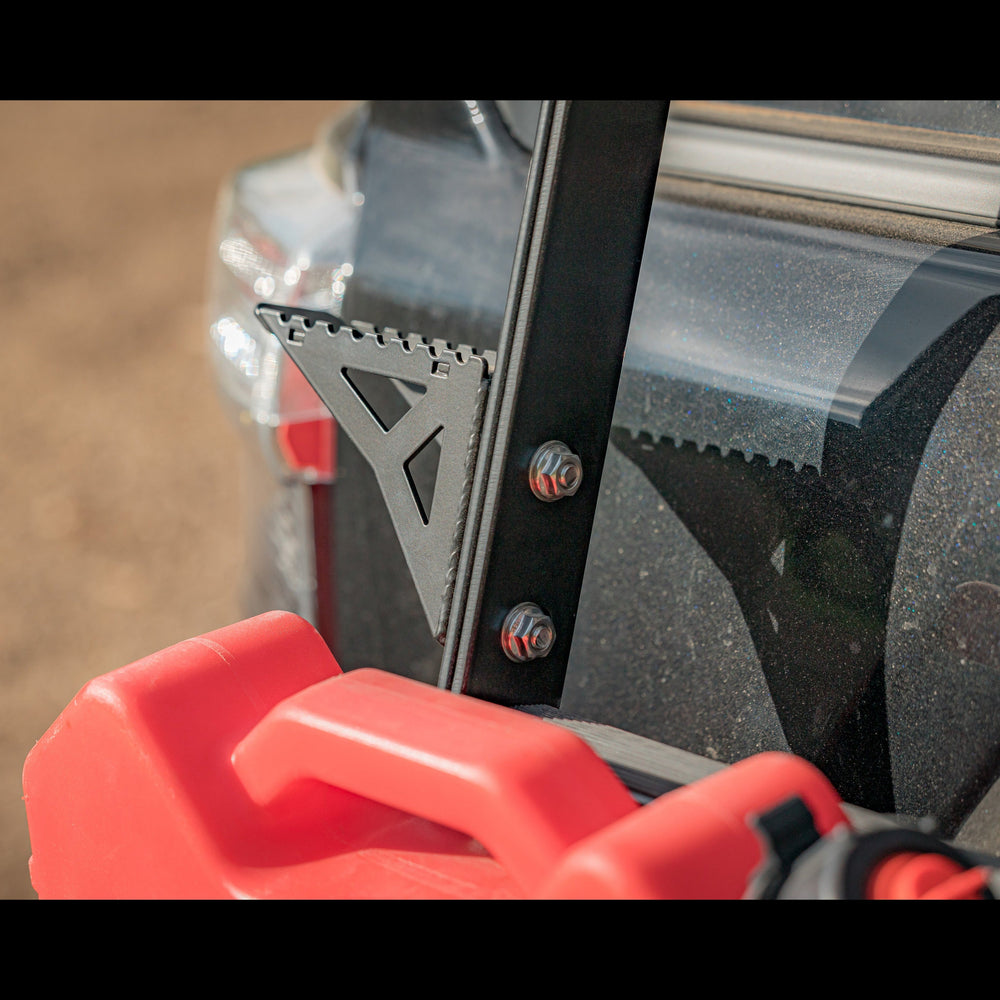 One of the primary use cases for the accessory side step for the C4 Summit hatch ladder - providing a step when accessories are mounted to the ladder and blocking the ladder's standard steps. 