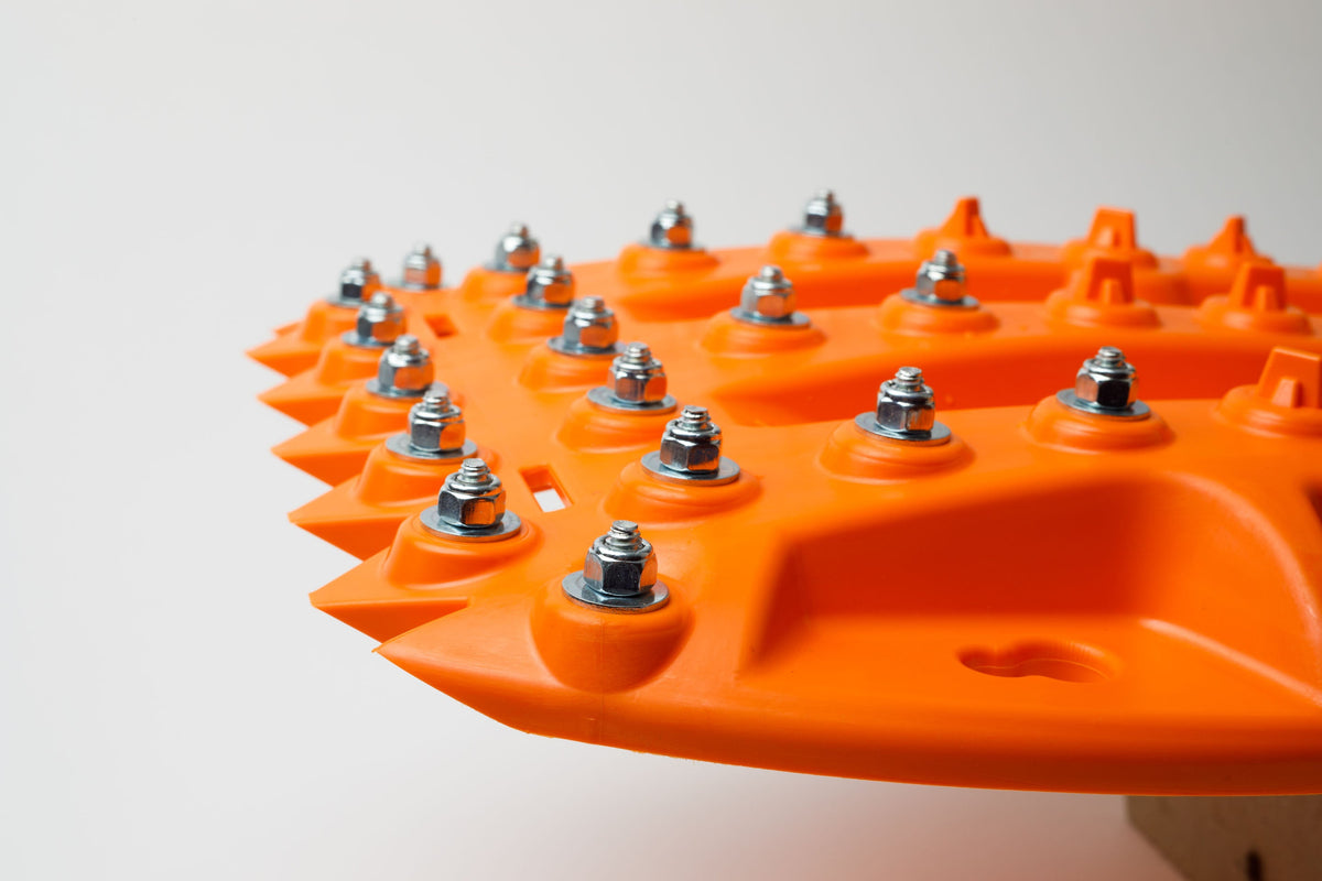 ActionTrax Metal Teeth Recovery Boards Orange (Pair) - Extreme Traction Mats