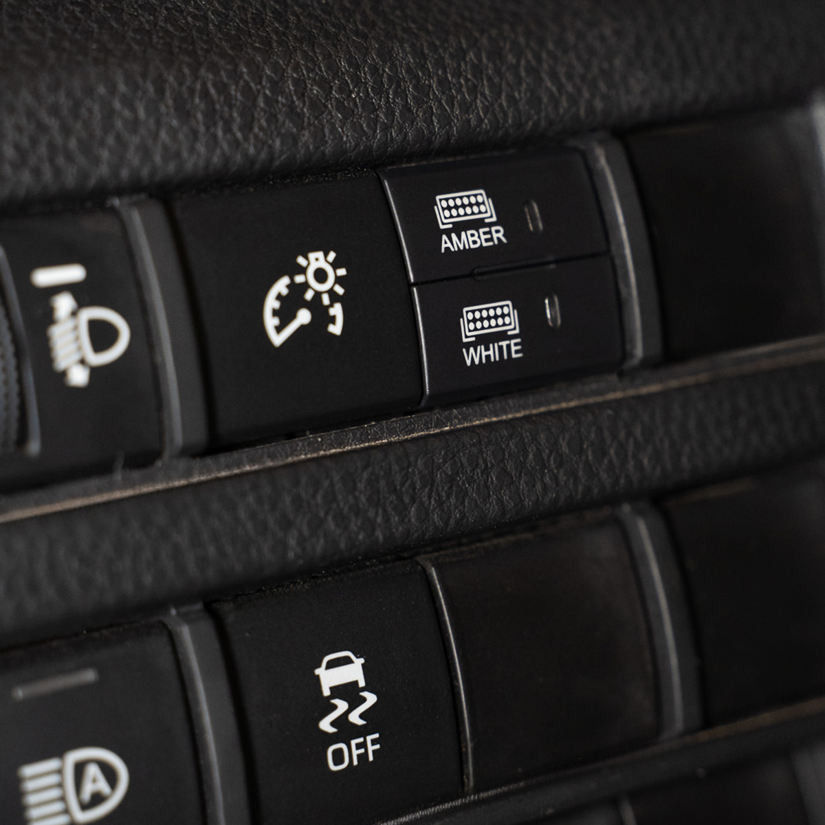 Translation missing: en.sections.sub_collections.image_alt - Square Switches