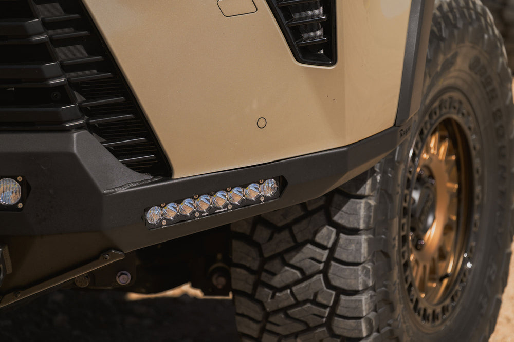 10" light bar mounting on the sides of the full-width GX 550 front bumper by Rago Fabrication.