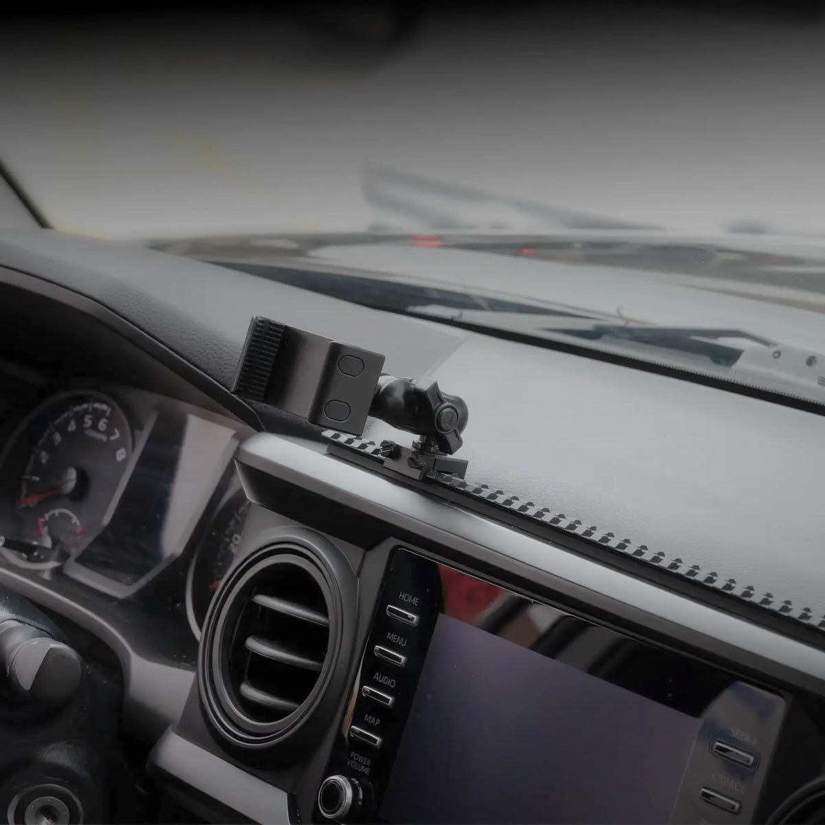 TRAXX™ - Assault Track Picatinny Dash Bracket With Tablet Mount | 2016 - 2023 Toyota Tacoma