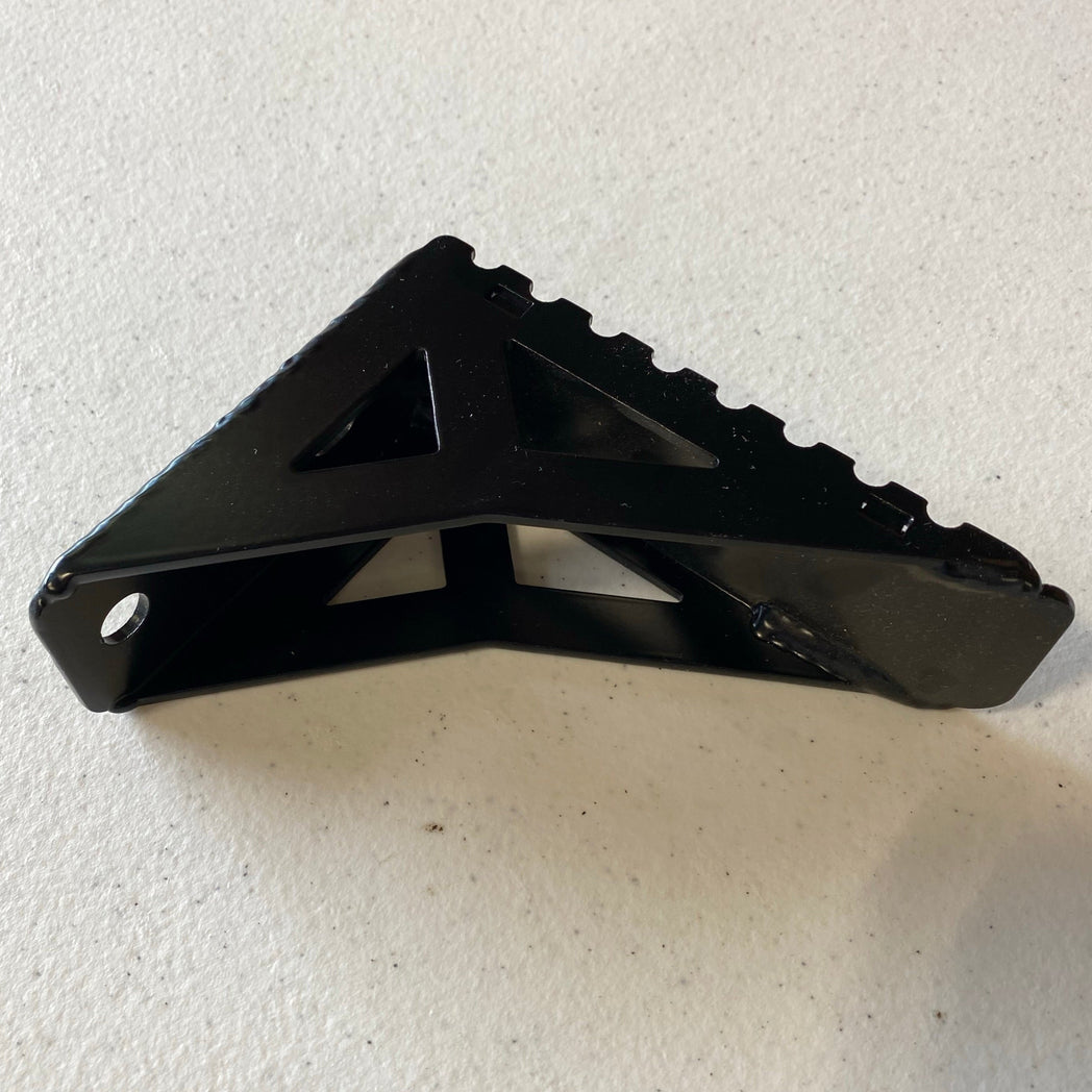 Close up image of the accessory side step for the C4 Summit hatch ladder showing its double-gusseted construction and serrated top step pad. 